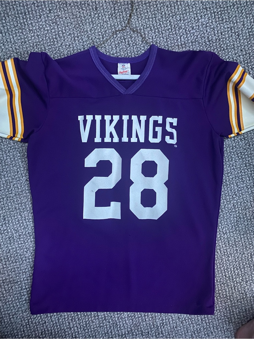 Vintage Vikings Purple Team Jersey - Number 28